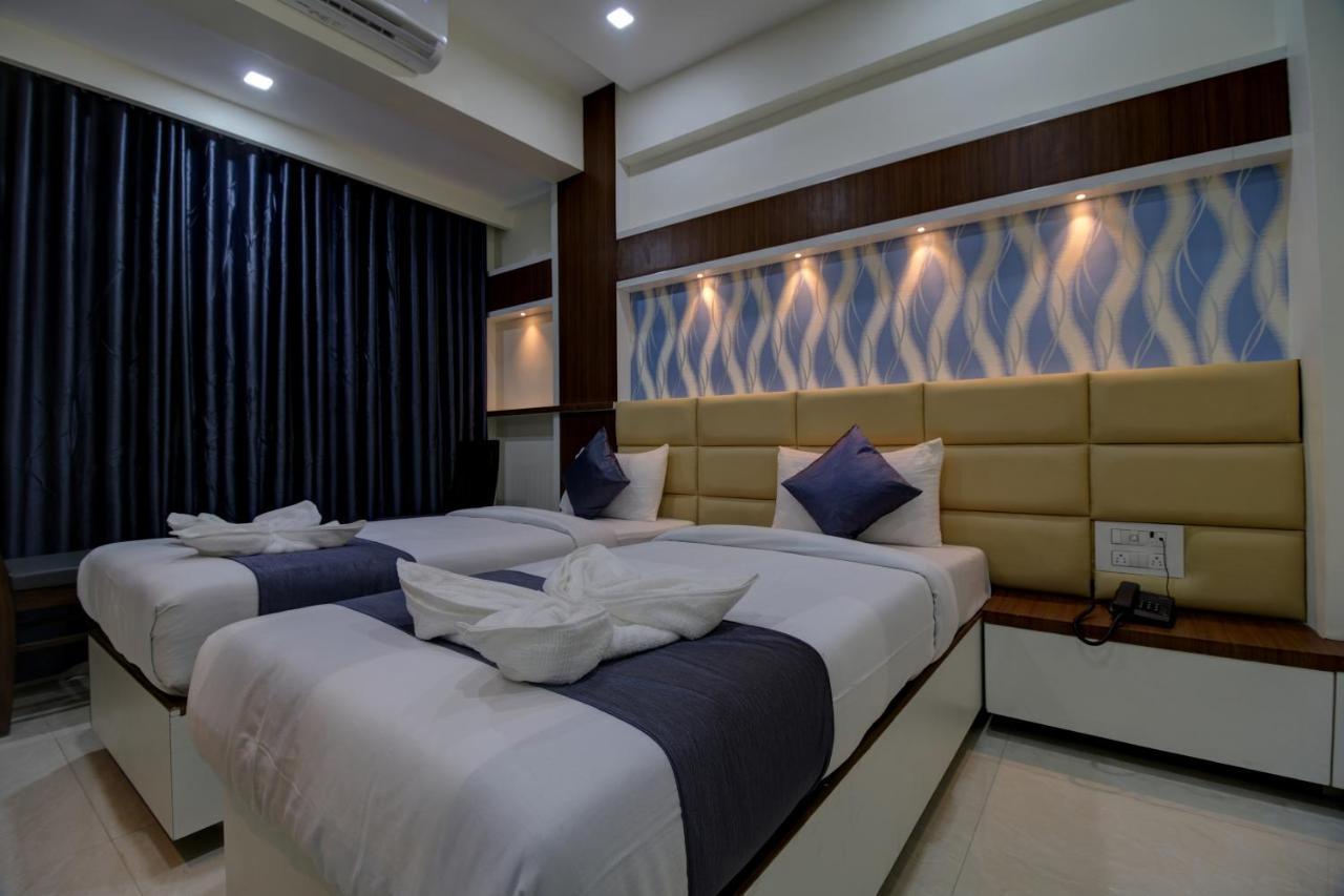 Hotel Mourya Residency Navi Mumbai Zewnętrze zdjęcie